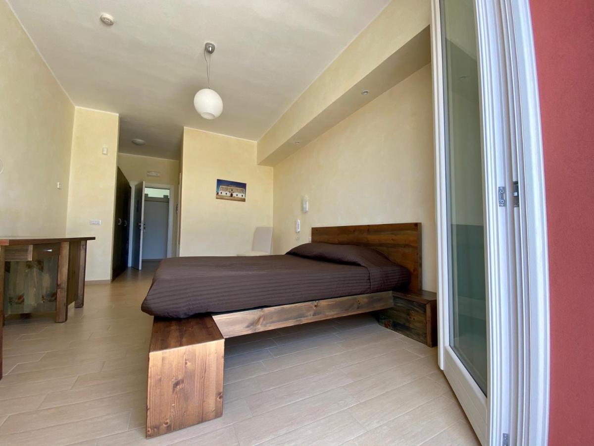 Loggia Dei Lezzi Bed & Breakfast Noci